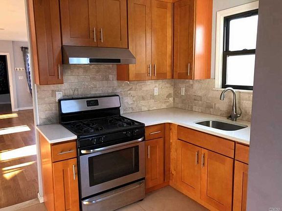 5th image of 6736 168th St #2