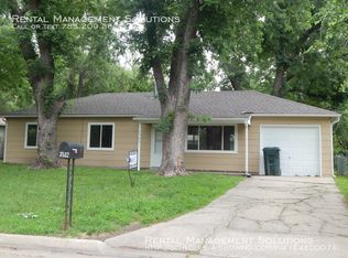 3582 SW Mayo Ave, Topeka, KS 66611