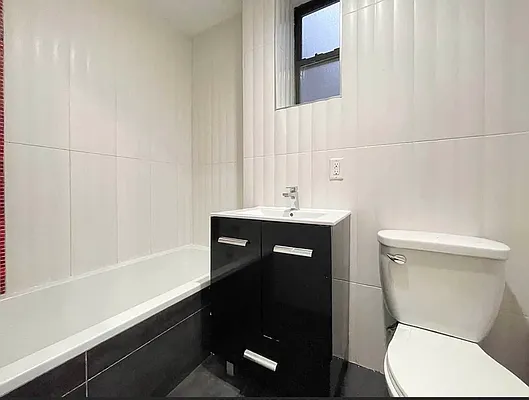 Rented by Brooklyn Blocks Real Estate | media 18