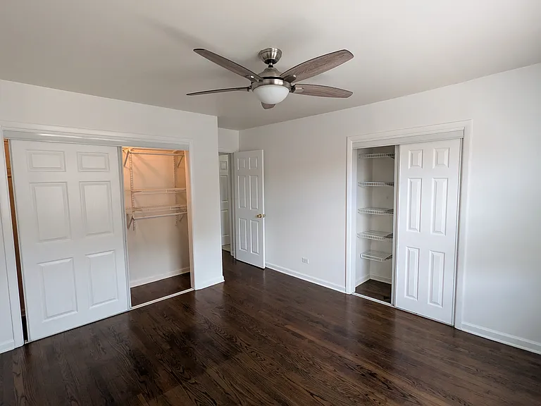 2654 W Rascher Ave #303 — Photo 5