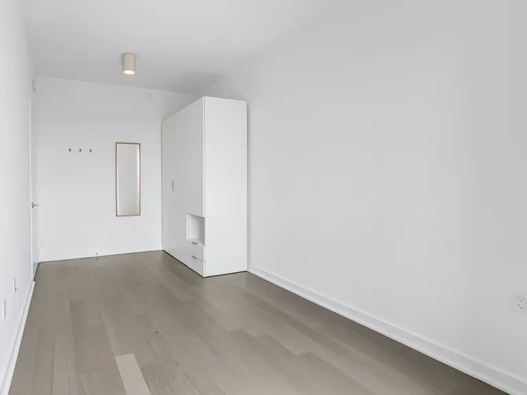 29-22 Northern Blvd #801 — Photo 5