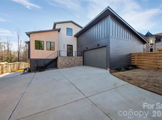 1423 S Wendover Rd, Charlotte, NC 28211