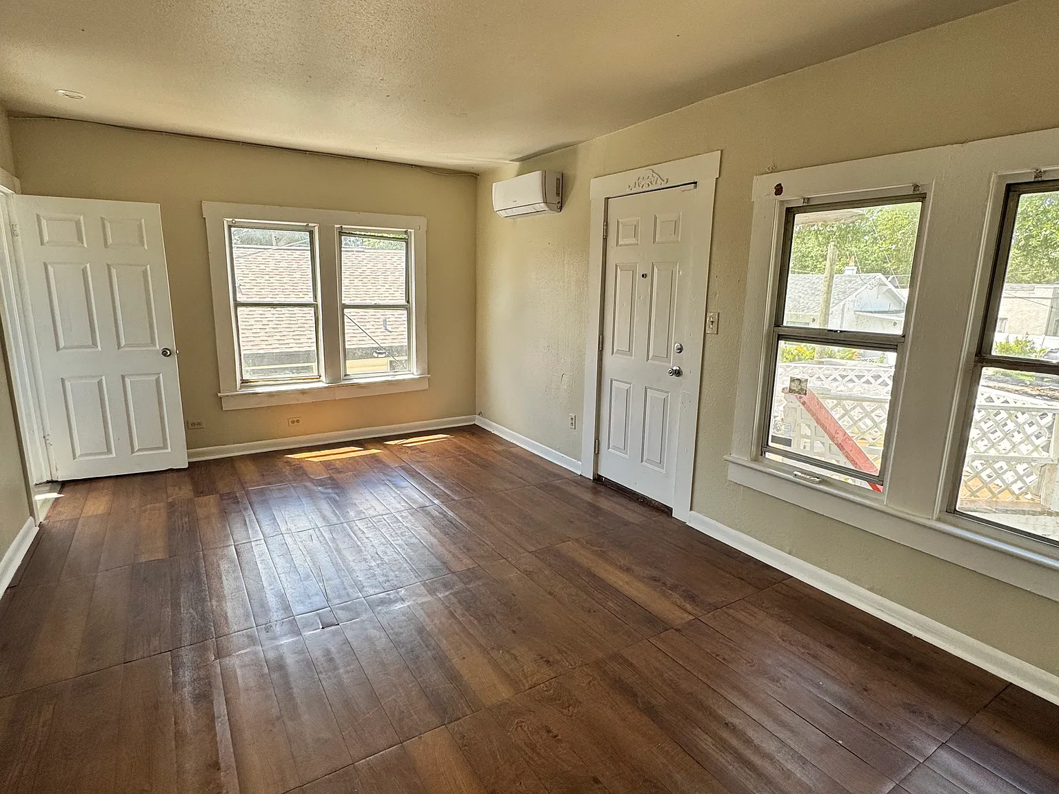 2 bed, $1,250 — Photo 3