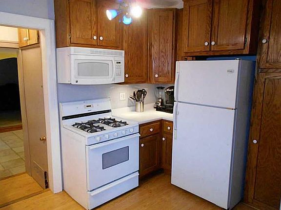 4th image of 1633 E Loretta Dr