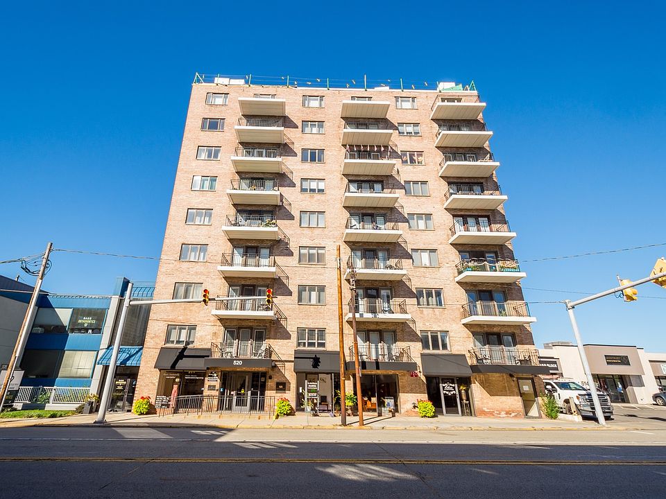 1st image of 520 Washington Rd APT 706