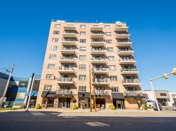 520 Washington Rd APT 706, Pittsburgh, PA 15228