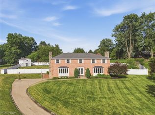 1251 Grenada Dr NE, Canton, OH 44714
