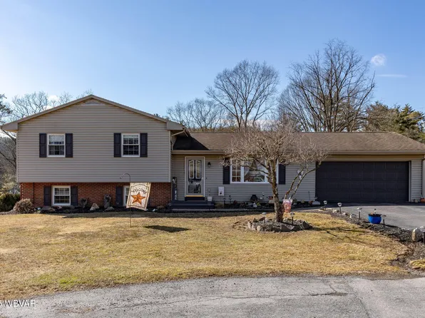 30 Berkshire Pl, Williamsport, PA 17701