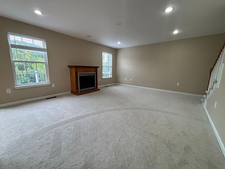 4465 Olyvia Pl — Photo 10