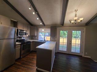 685 Pearl Pl, Bremerton, WA 98310