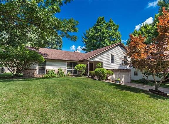 2nd image of 851 Vassar Dr