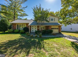 6412 Wilson Ln, Bethesda, MD 20817