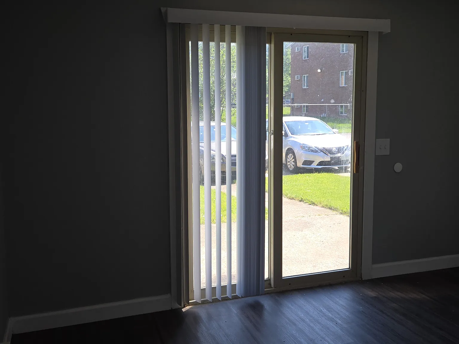2 bed, 1.5 bath, $900 — Photo 3