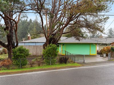 2517 NE Holmes Rd, Lincoln City, OR, 97367