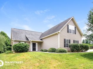 5605 Fairway Forest Dr, Winston Salem, NC 27105
