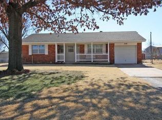 328 S Aqua Clear Dr, Mustang, OK 73064