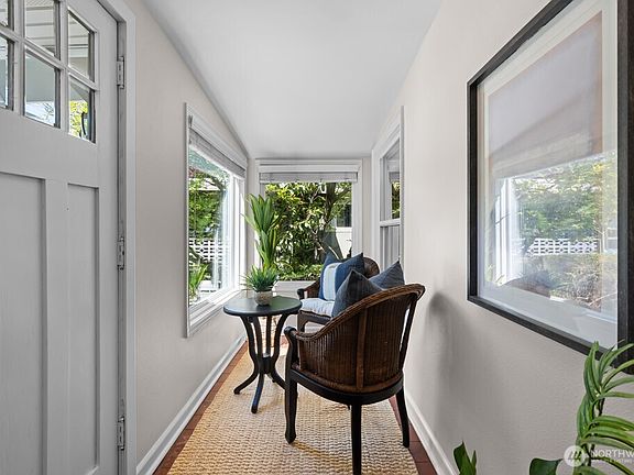 4th image of 9718 12th Avenue NW