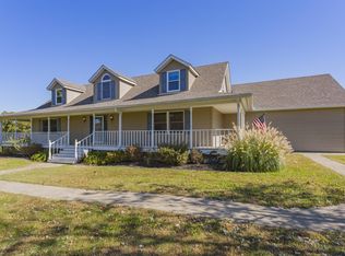 4317 James Stone Rd, Cedar Hill, TN 37032