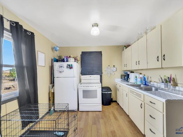 rapid-city-south-dakota-218888853 picture