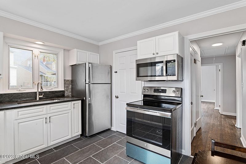 5th image of 87 Shirley Drive