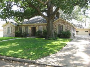 1019 Tuliptree Ln, Houston, TX 77090