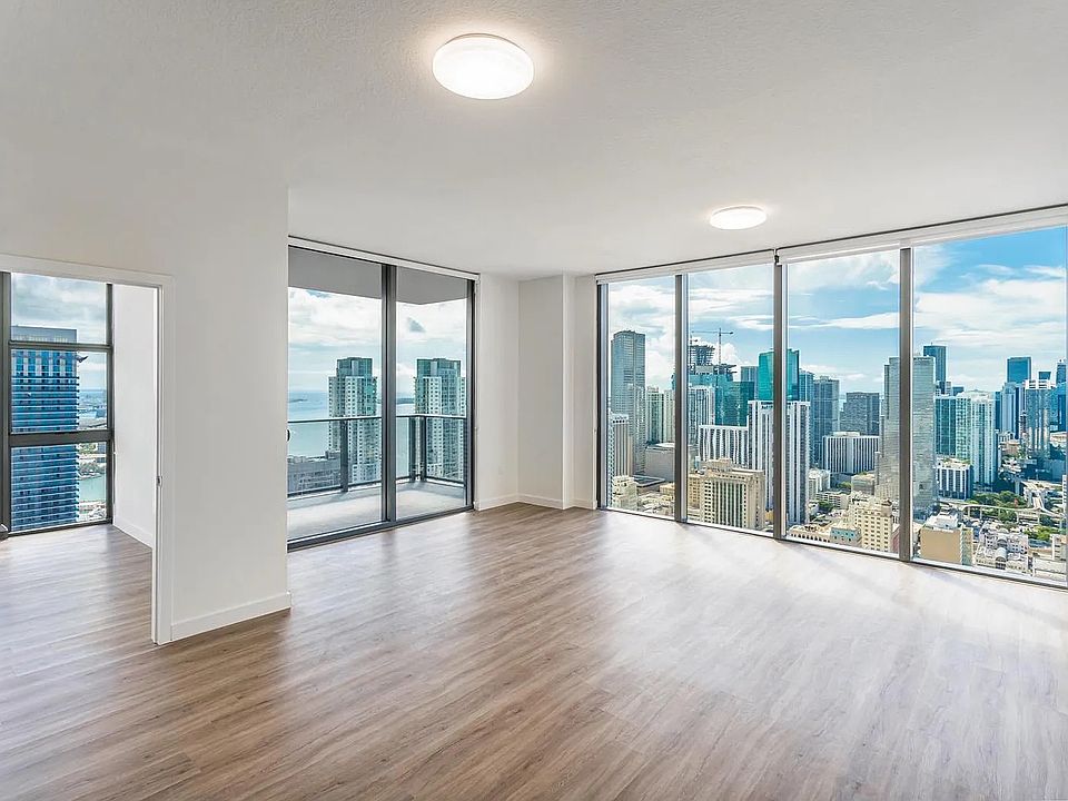 55 NE 3rd St Miami FL Zillow