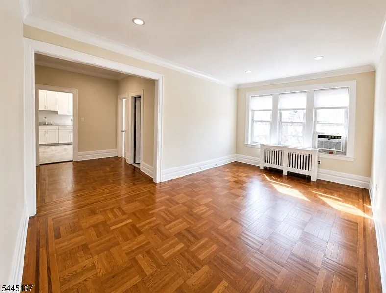1 bed, 1.0 bath, $2,500 — Photo 4