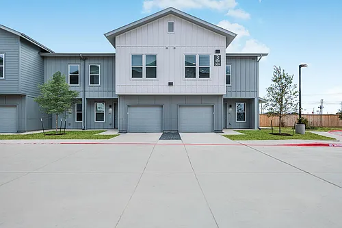 Alta Westinghouse Townhomes Photo 1