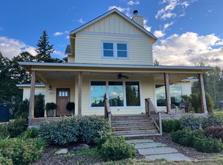 1351 Country Club Rd, Hood River, OR 97031