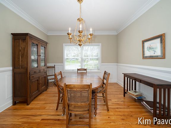 5th image of 6081 Egypt Valley Ct NE