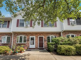 94 Remington Pl, New Rochelle, NY 10801