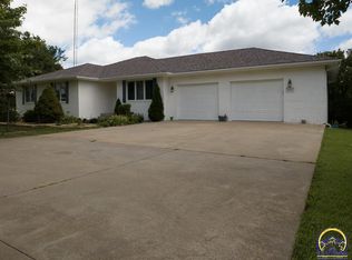 3510 SW Auburn Rd, Topeka, KS 66614