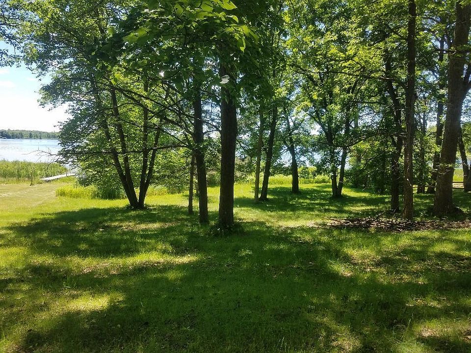 1st image of Glenmar Dr NE