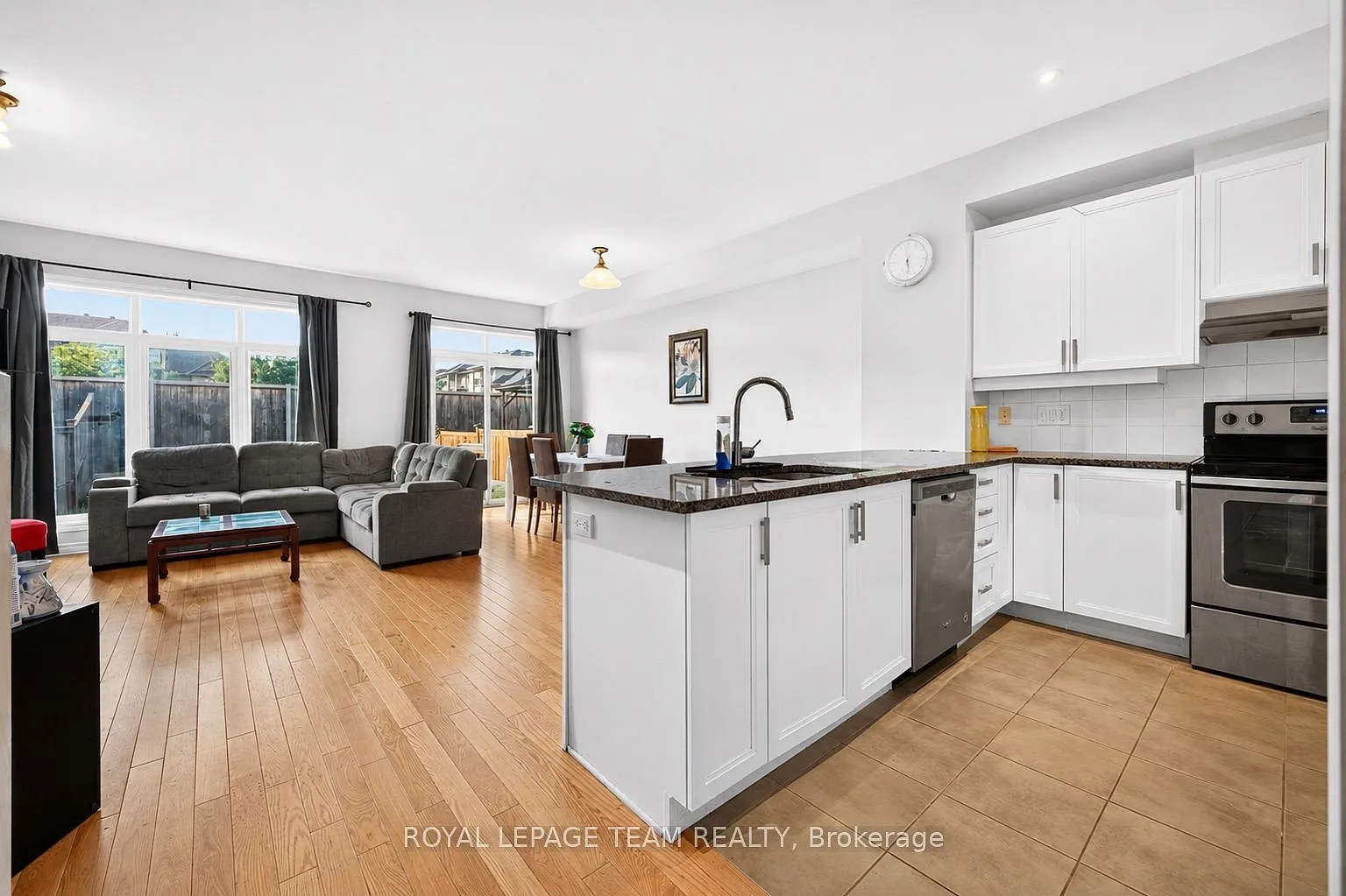 3 bed, $2,850 — Photo 3