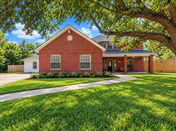 4030 Larkspur St, Alvin, TX 77511