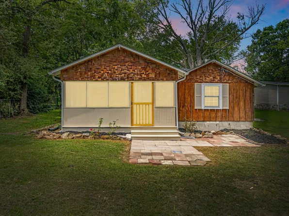 269 E Circle Dr, Rossville, GA 30741