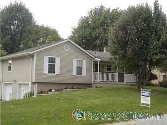 1st image of 2303 NW Acorn Dr