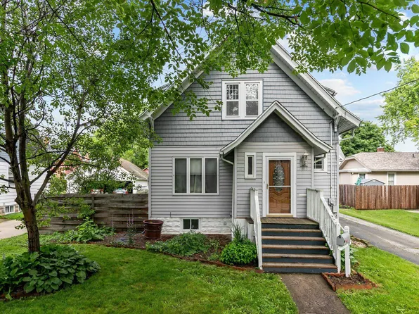 1015 N Drew St, Appleton, WI 54911