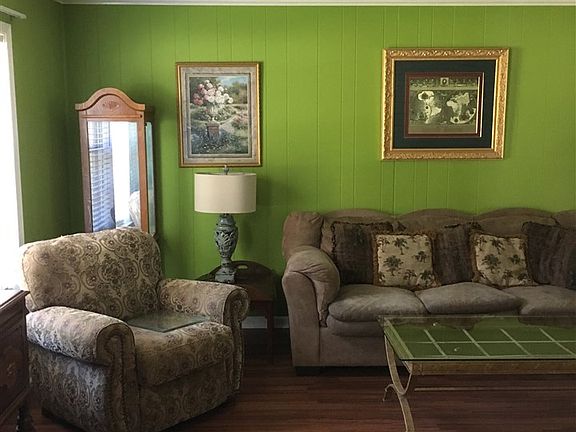 3rd image of 5287 Longwood Dr