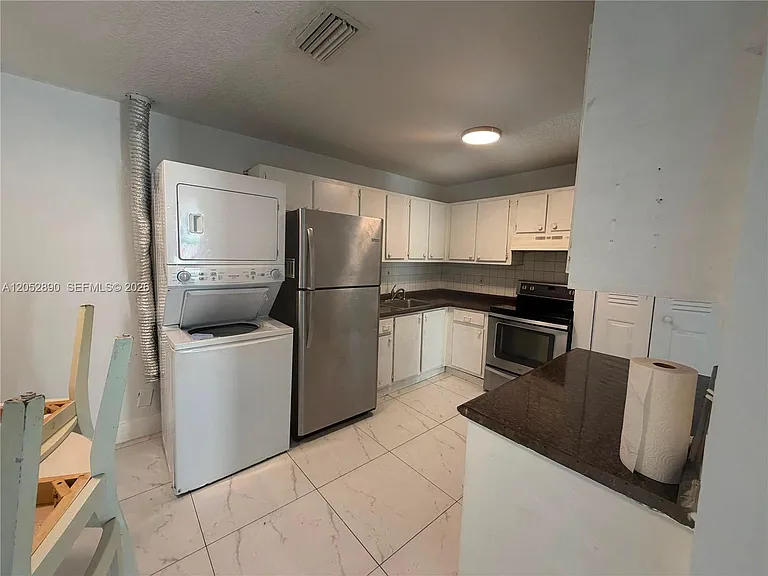 5307 NW 23rd St #176 — Photo 4