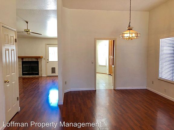 3rd image of 7845 Ivy Hill Way