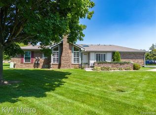 48685 Eagle Butte Ct, Shelby Township, MI 48315