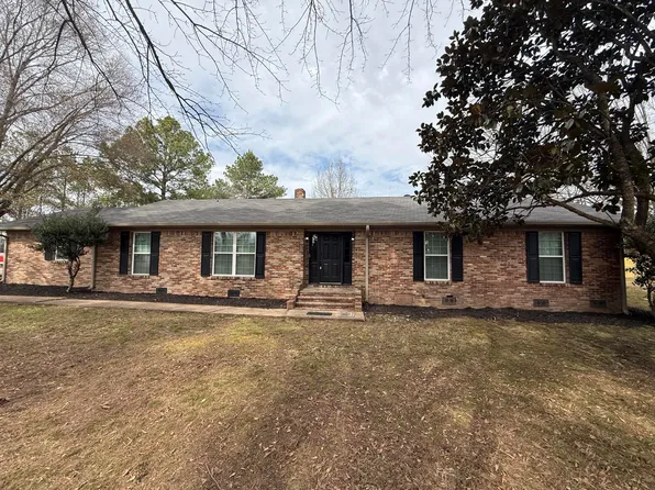 2475 White Dr, Batesville, AR 72501