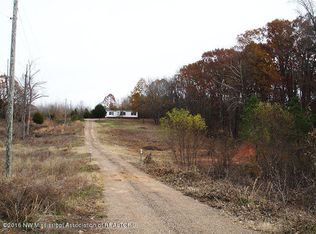 1031 Victoria Rd, Byhalia, MS 38611