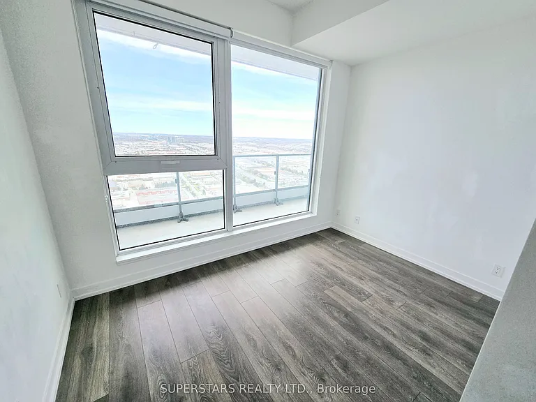 898 Portage Pkwy #5002 — Photo 12