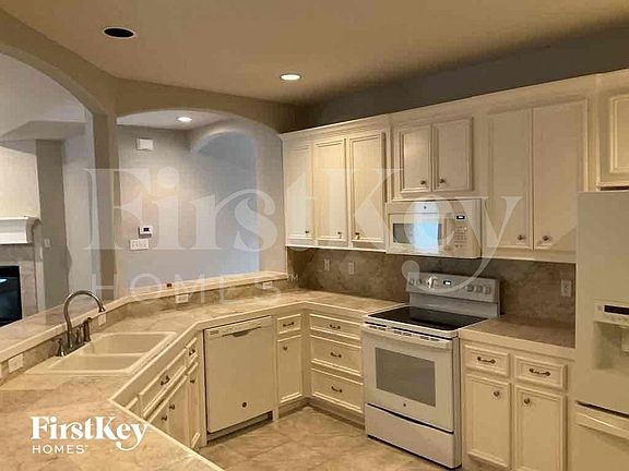 5th image of 107 Cove Place Ct