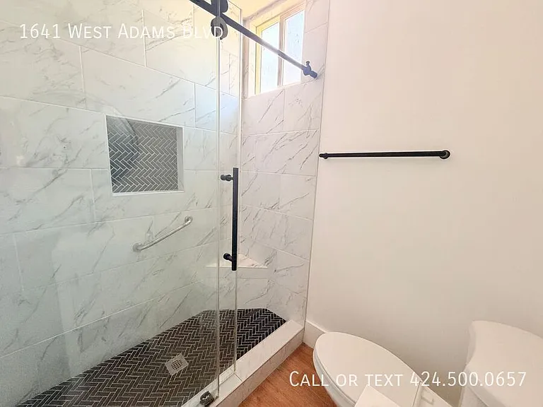 1641 W Adams Blvd — Photo 10