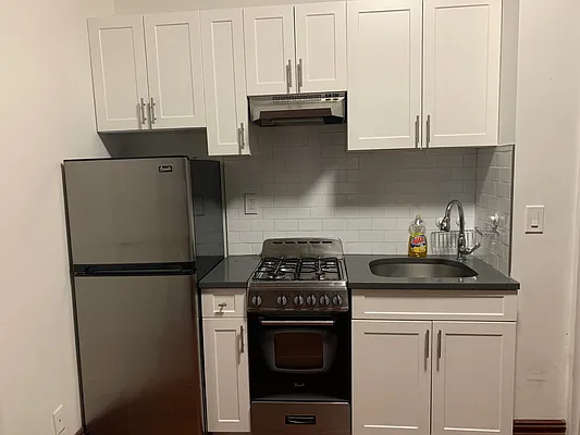 Rented by International Property Services LLC | media 1