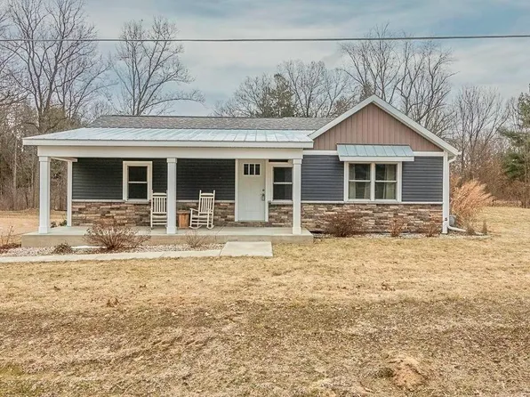 42487 30th St, Paw Paw, MI 49079