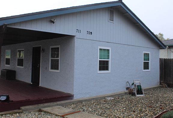 2nd image of 711 Elefa St